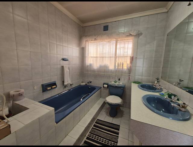 3 BEDROOM HOUSE FOR SALE IN FALCON RIDGE